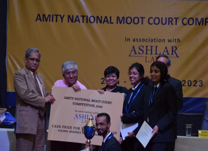 Securing the 2nd position and bagging 'Best Speaker Award' at Amity University National Moot Court Competition 2023!